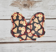 Load image into Gallery viewer, Interchangeable Center - Mickey Pizza Print Bow
