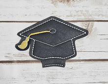 Load image into Gallery viewer, Interchangeable Center - Graduation Hat Black
