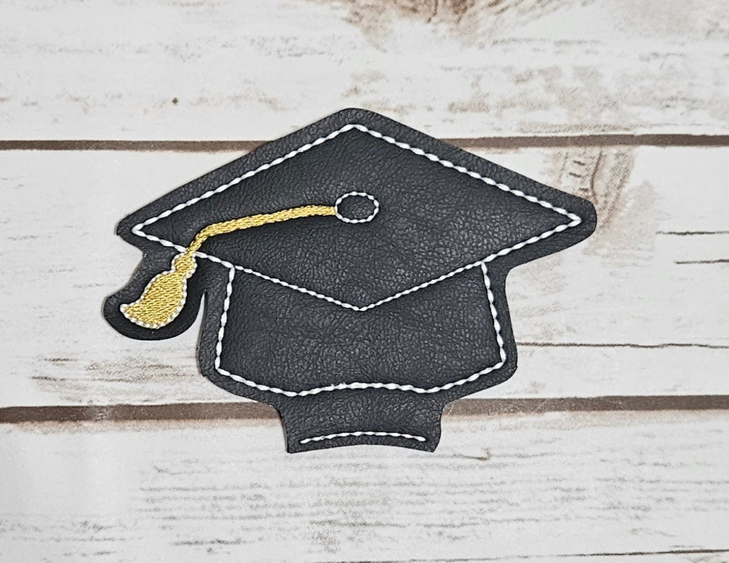 Interchangeable Center - Graduation Hat Black
