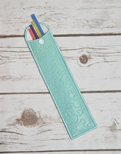 Load image into Gallery viewer, Straw Holder - Mickey Head Embossed Mint
