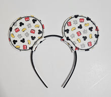 Load image into Gallery viewer, Interchangeable Ears - Mickey&#39;s Wardrobe Theme
