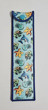 Load image into Gallery viewer, Straw Holder - Happy Sea Creatures
