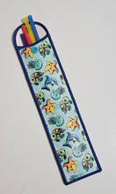 Load image into Gallery viewer, Straw Holder - Happy Sea Creatures
