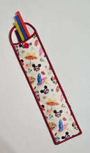 Load image into Gallery viewer, Straw Holder- Mickey &amp; Minnie Beach Theme
