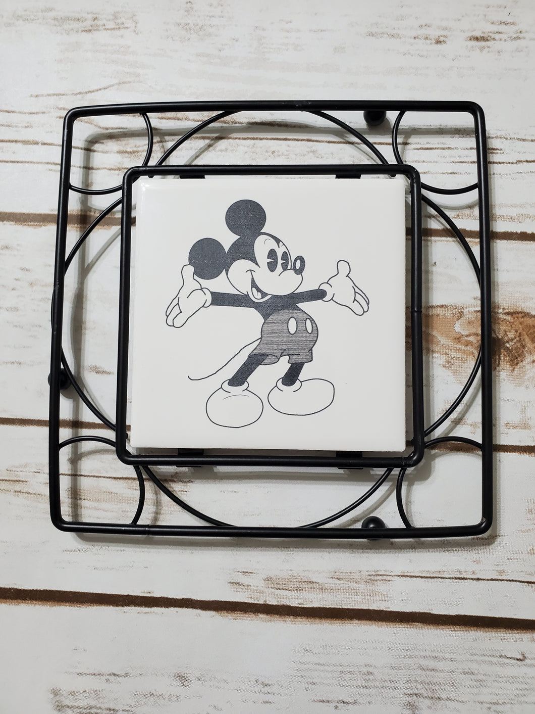 Mickey Trivet